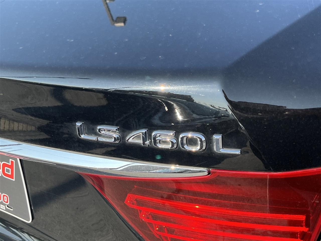 Lexus LS 460  2016