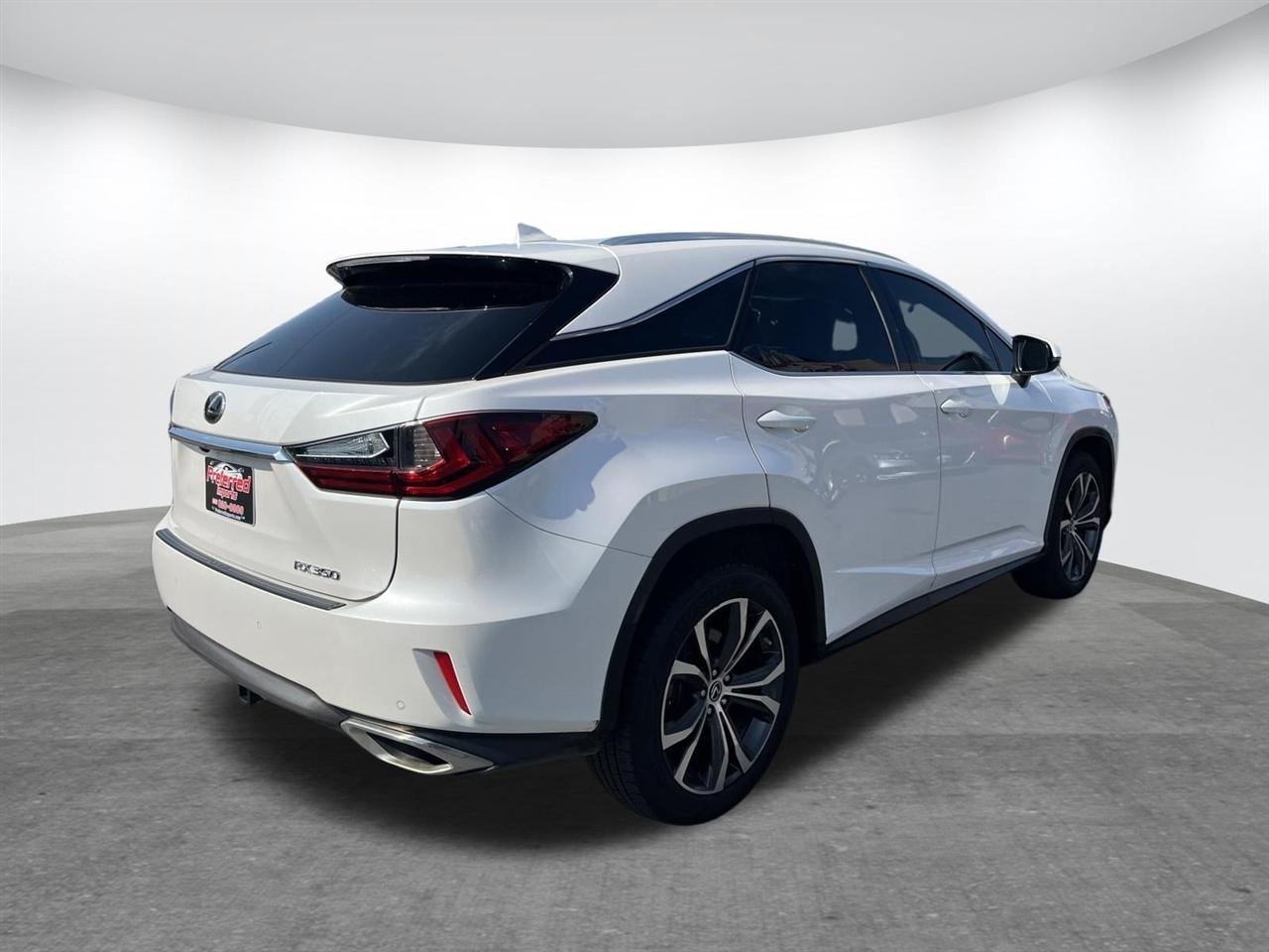 Lexus RX  2019