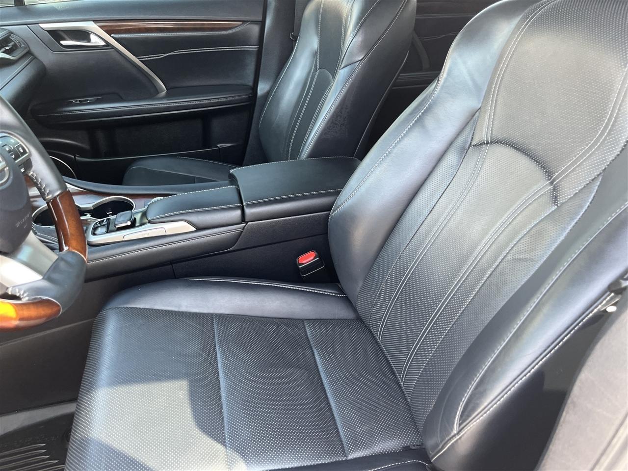 Lexus RX  2019