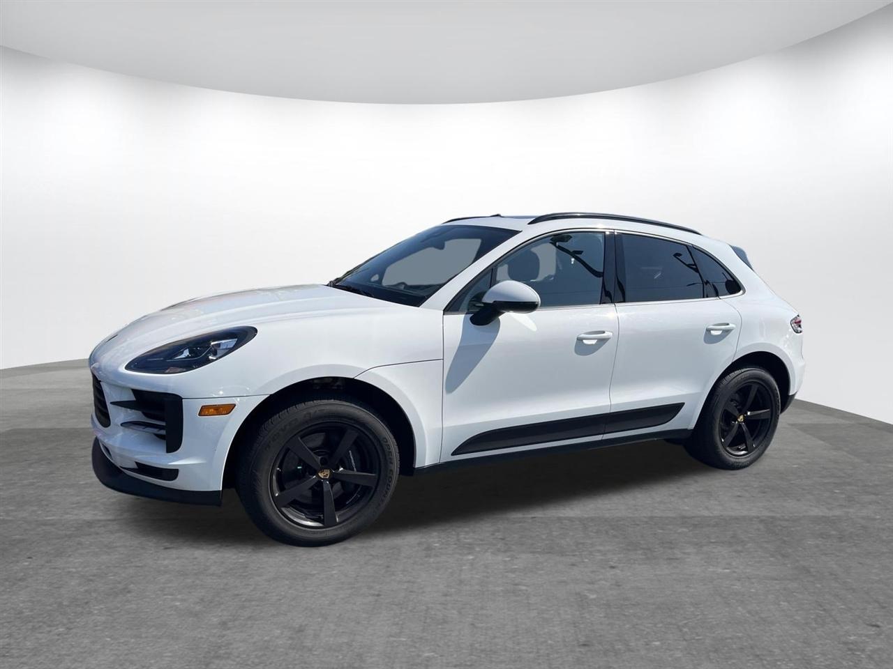 Porsche Macan  2021