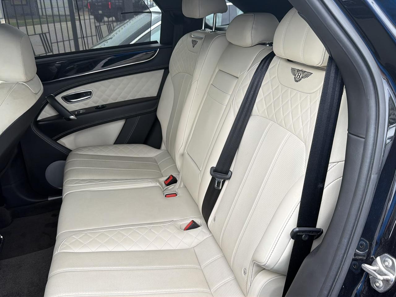 Bentley Bentayga  2017