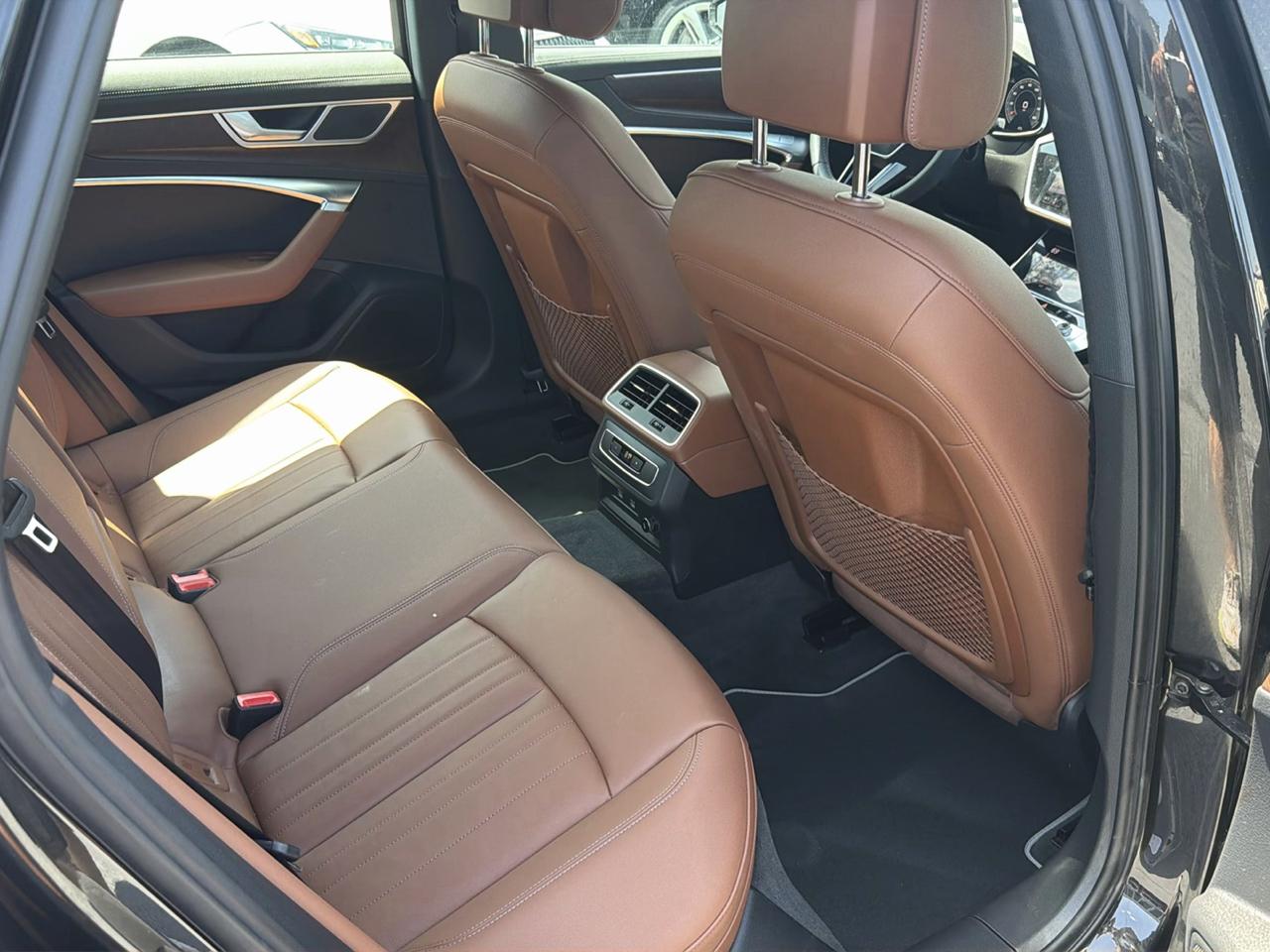Audi A6  2021