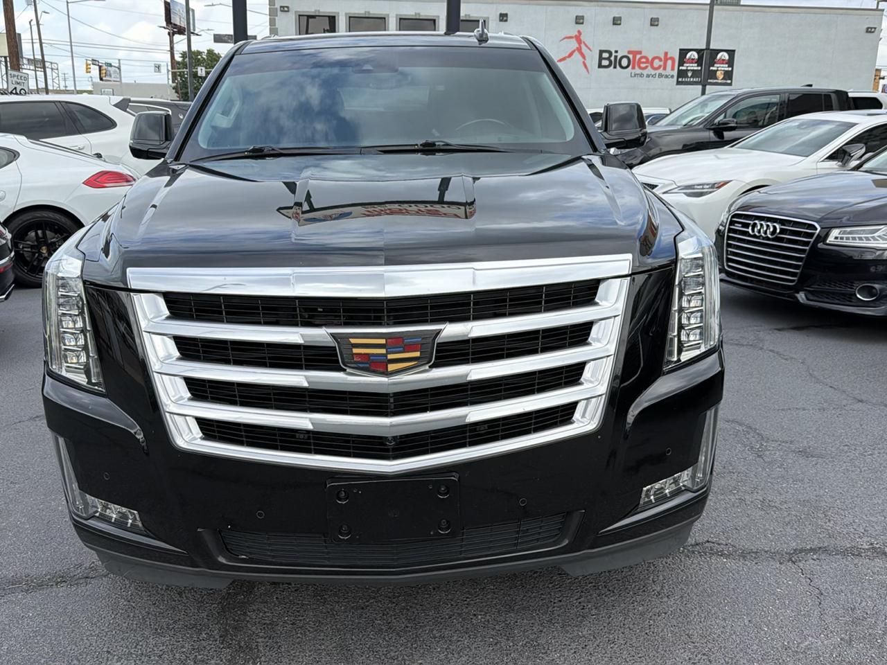 Cadillac Escalade Luxury 2018
