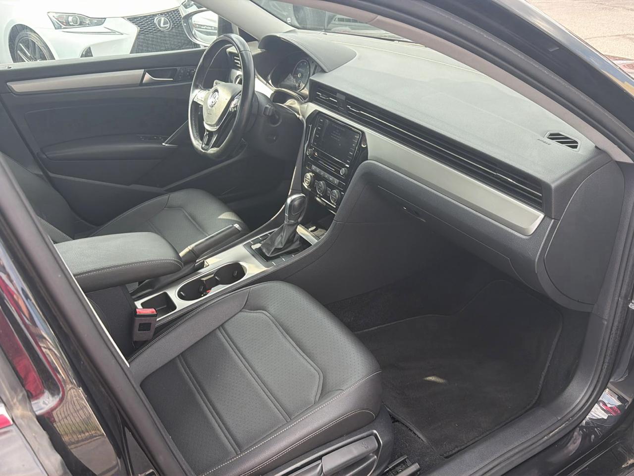 Volkswagen Passat SE 2020