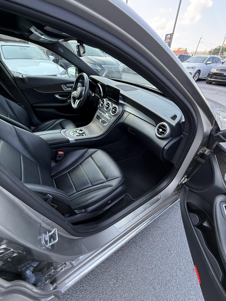 Mercedes-Benz C-Class  2019
