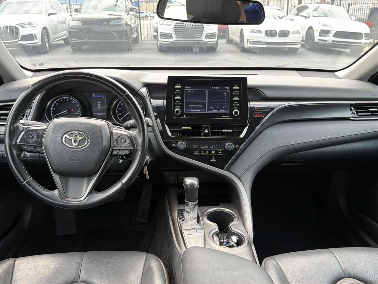Toyota Camry SE 2022