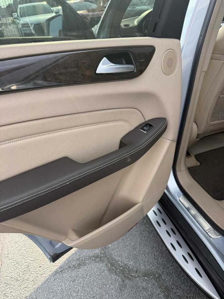 Mercedes-Benz M-Class  2015