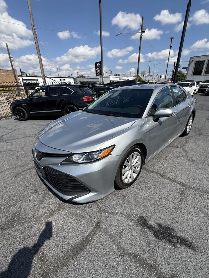 Toyota Camry  2020