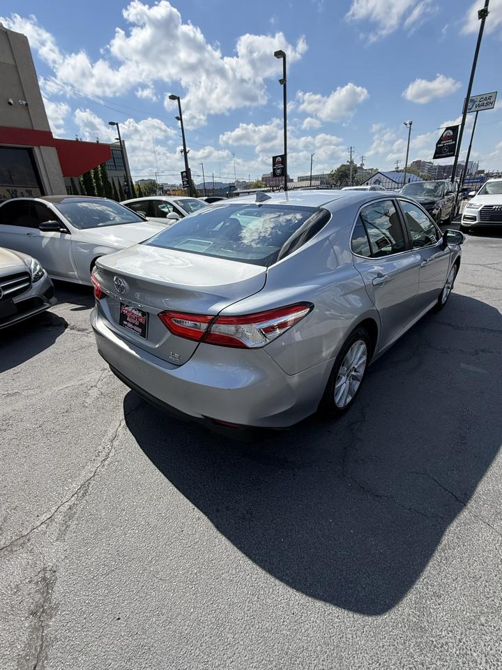 Toyota Camry  2020