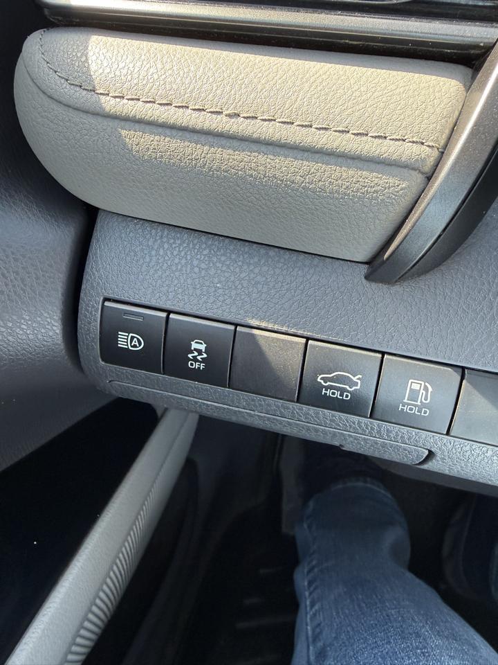 Toyota Camry  2020