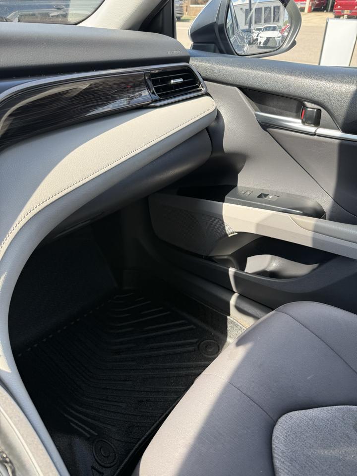 Toyota Camry  2020