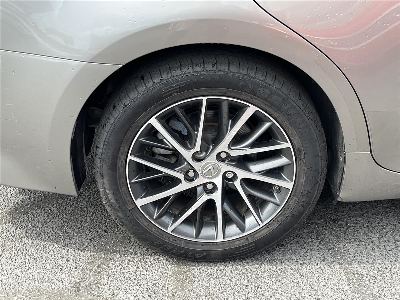 Lexus ES 350  2016