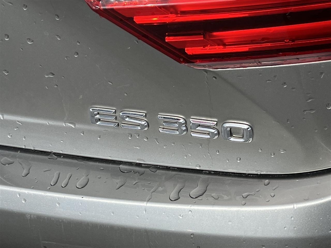 Lexus ES 350  2016