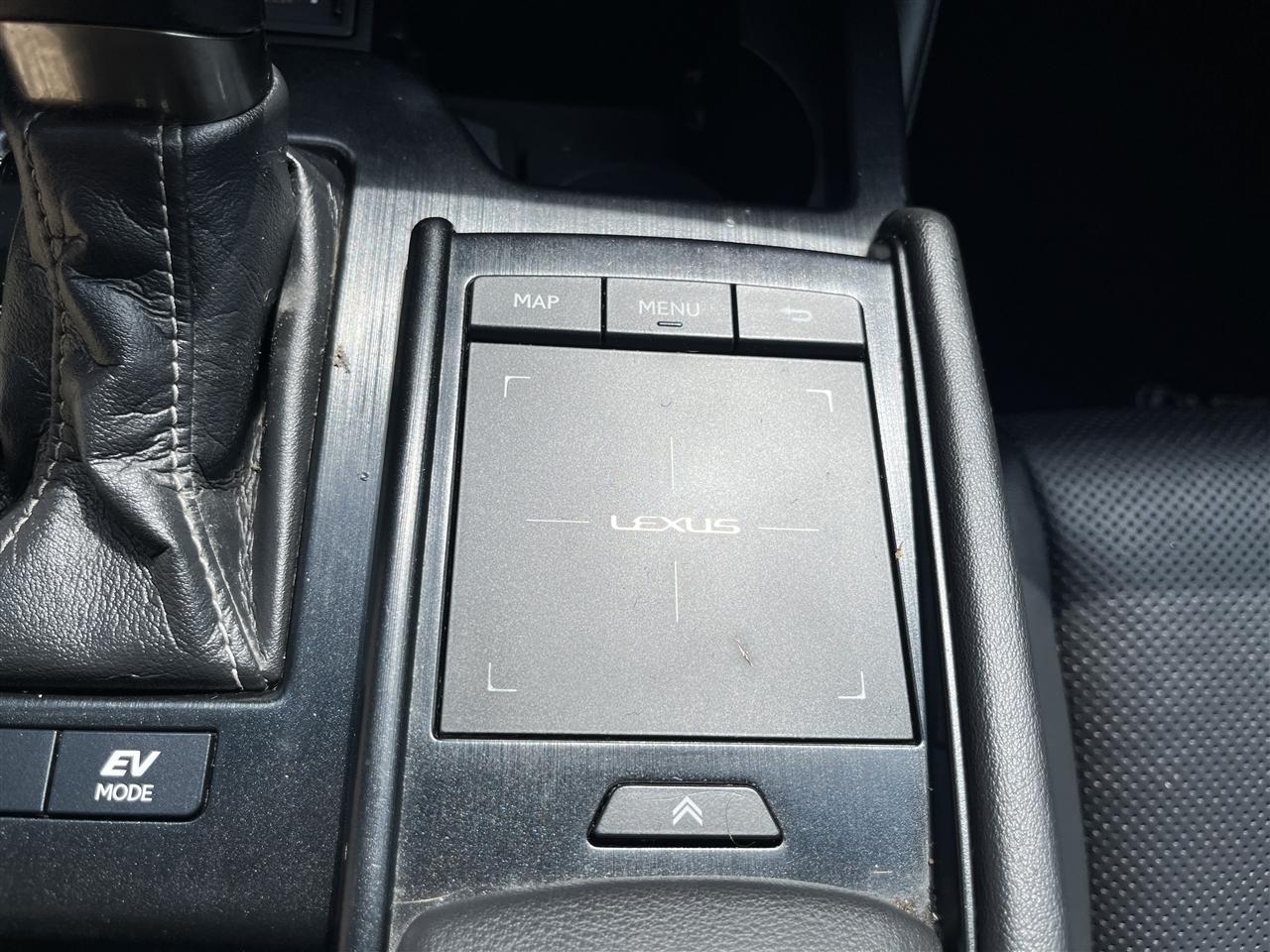 Lexus ES  2019