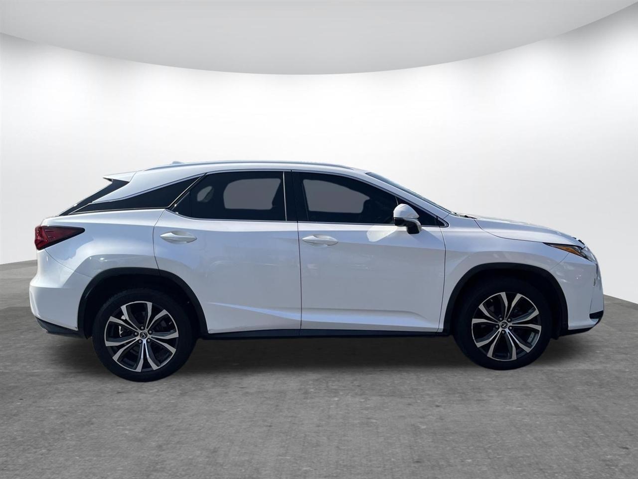Lexus RX  2019