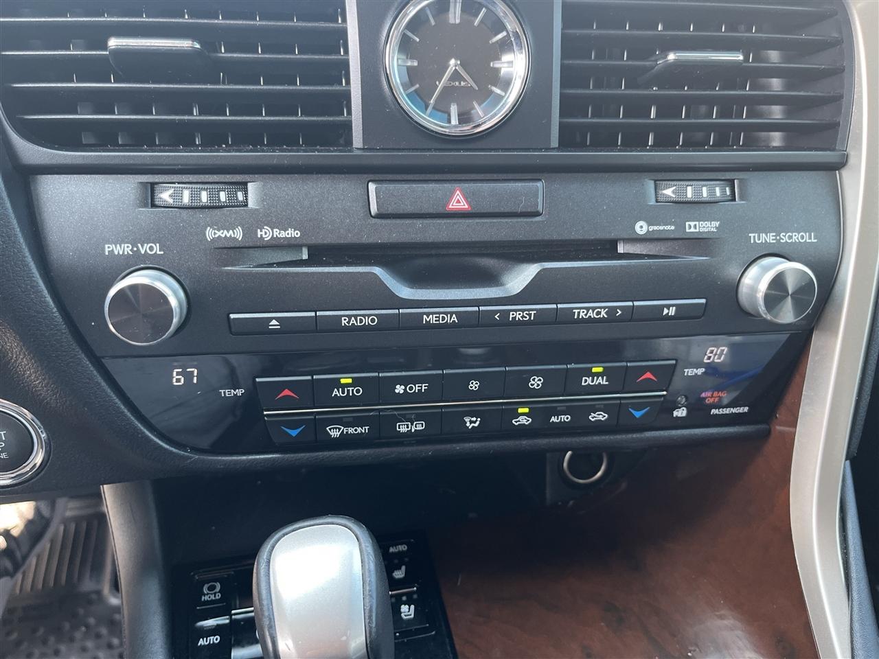 Lexus RX  2019