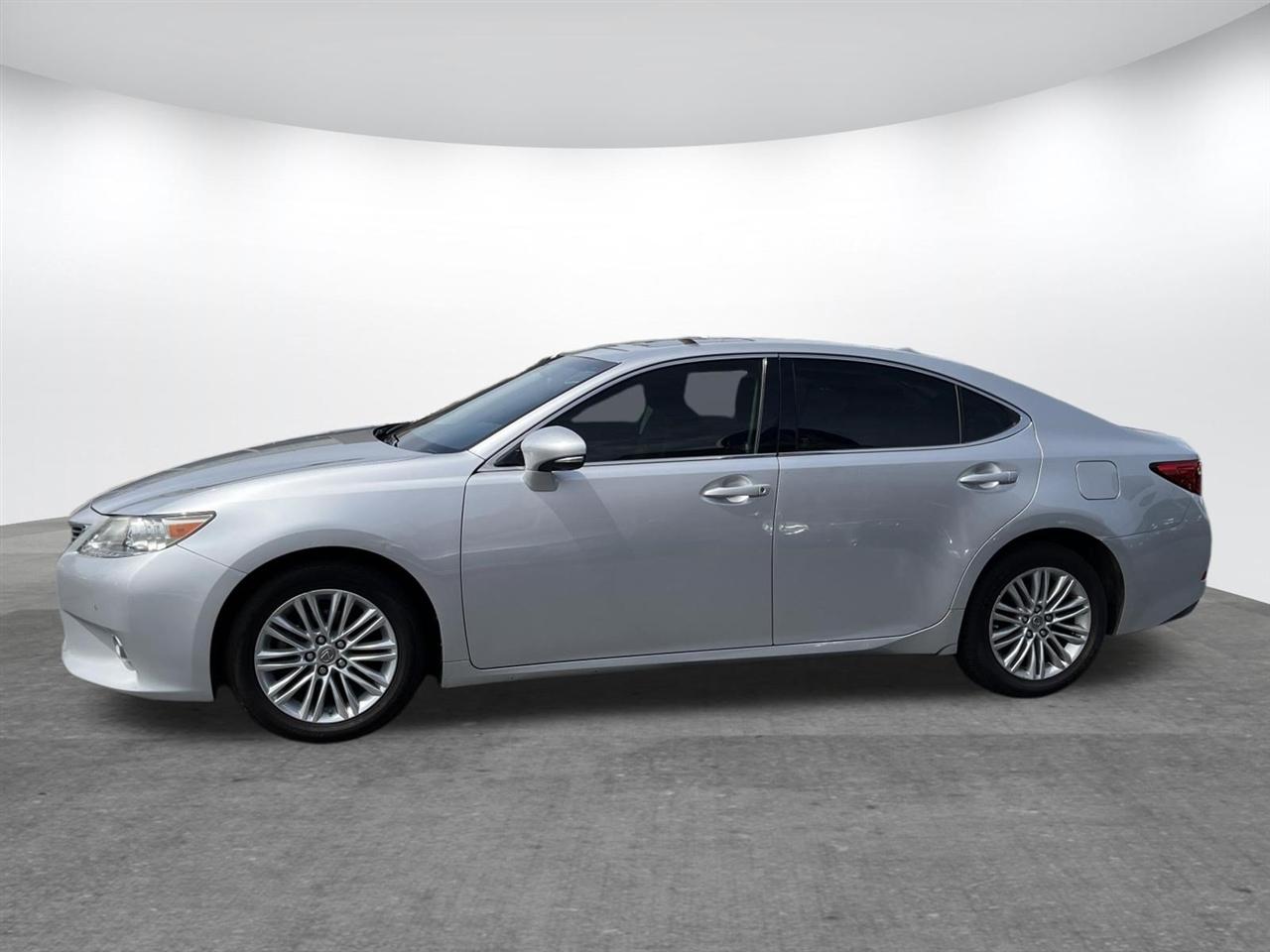 Lexus ES 350  2015