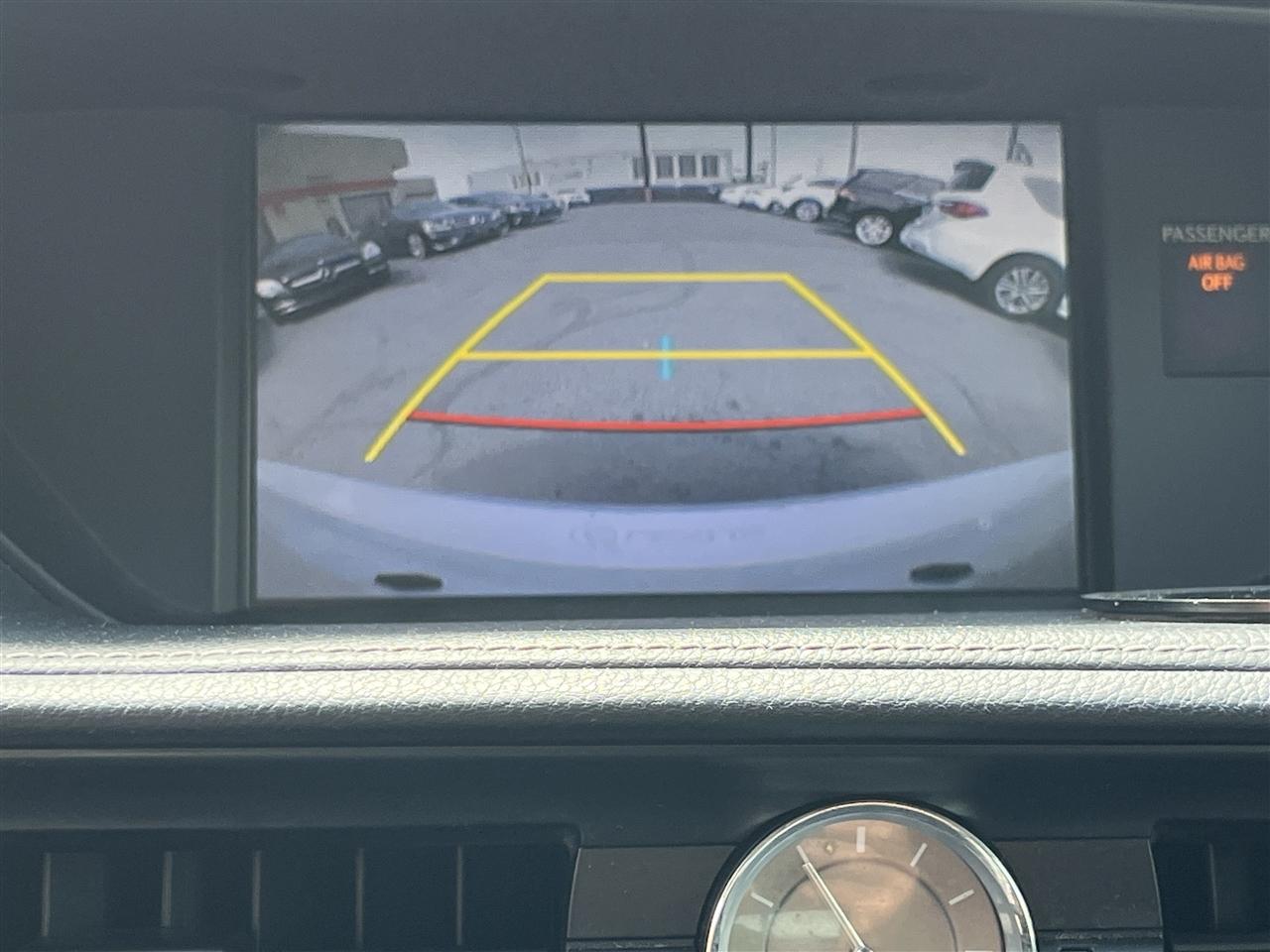 Lexus ES 350  2015