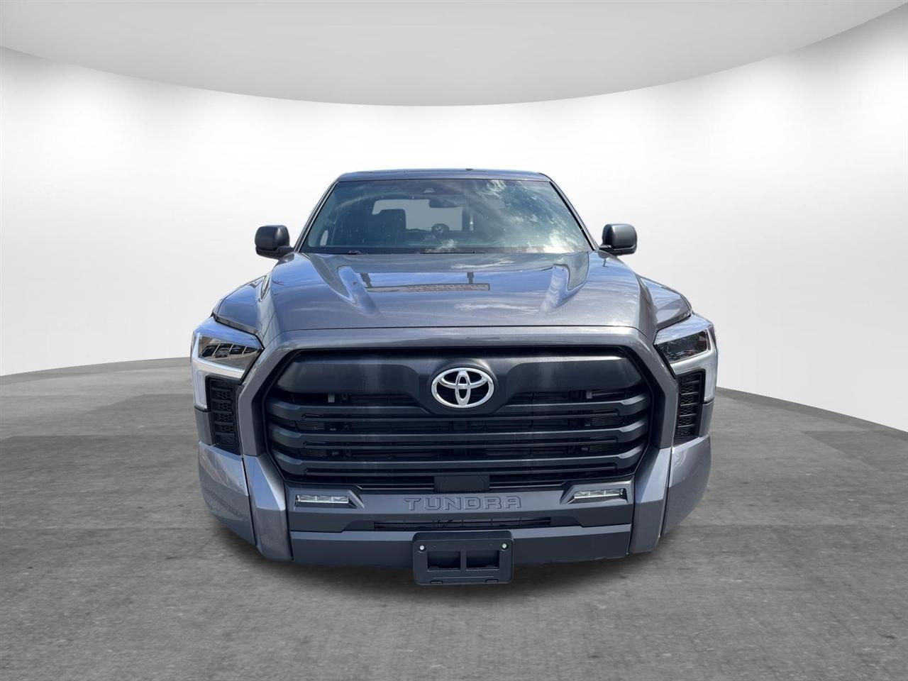 Toyota Tundra 2WD  2025