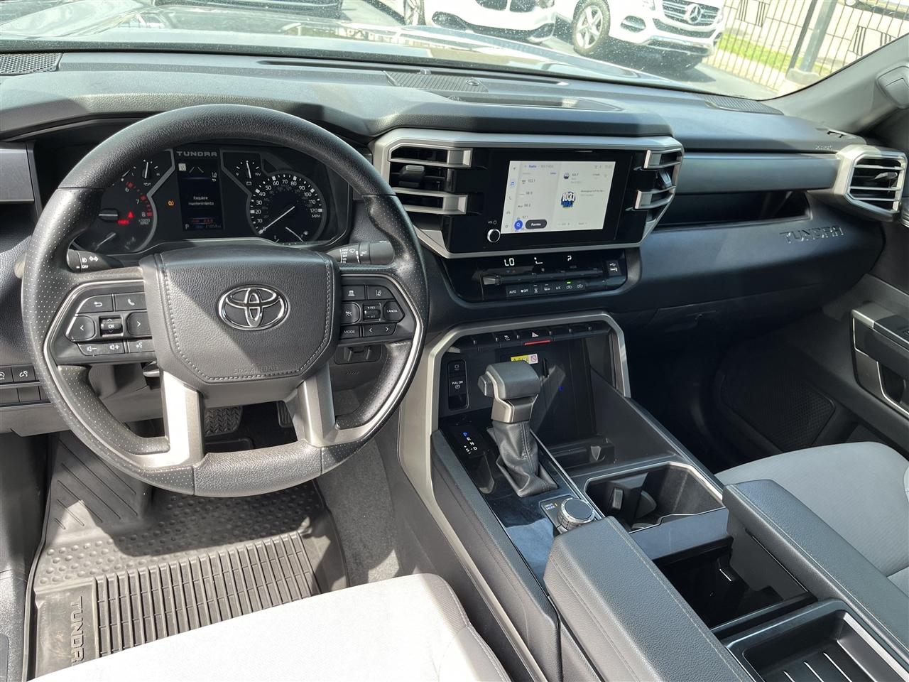 Toyota Tundra 2WD  2025