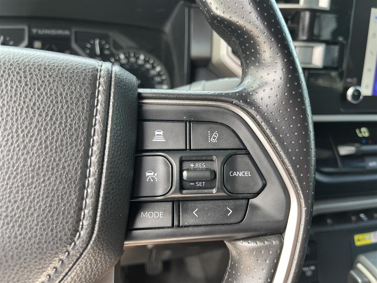 Toyota Tundra 2WD  2025
