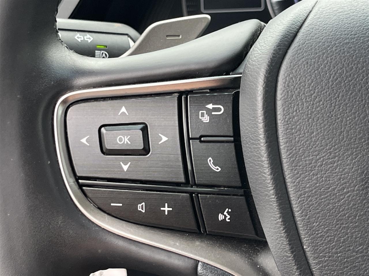 Lexus ES  2023
