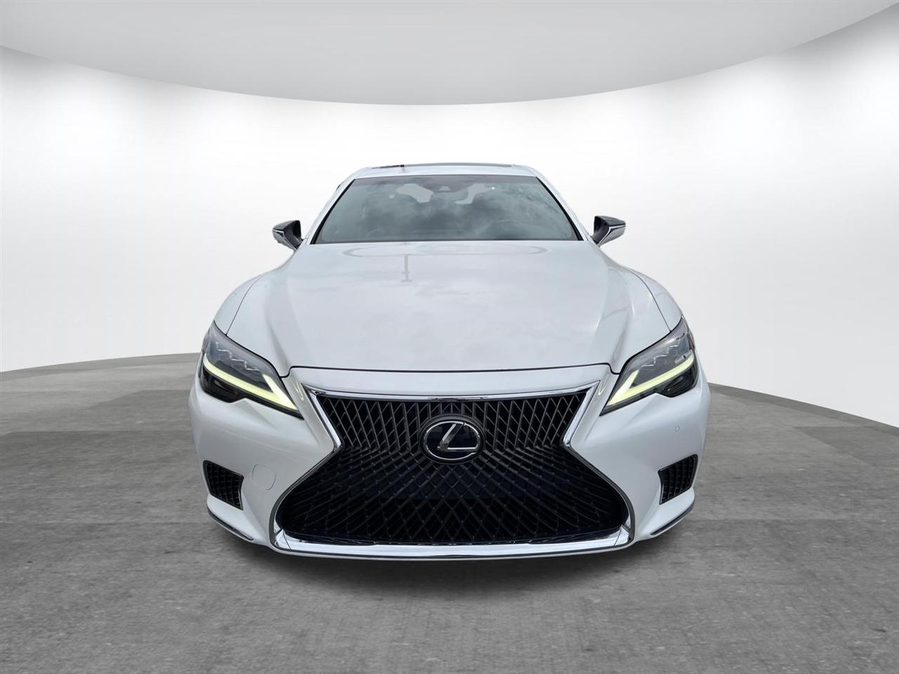 Lexus LS  2022