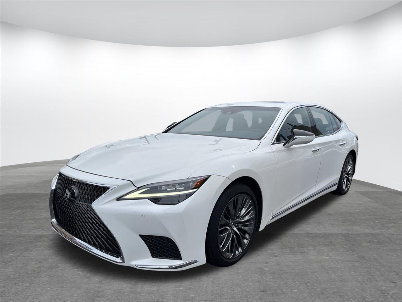 Lexus LS  2022
