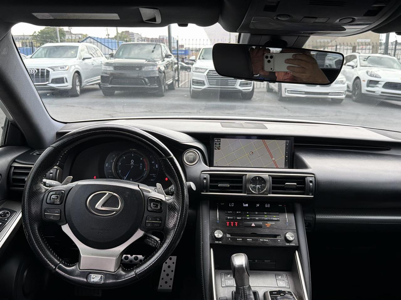 Lexus IS  2017