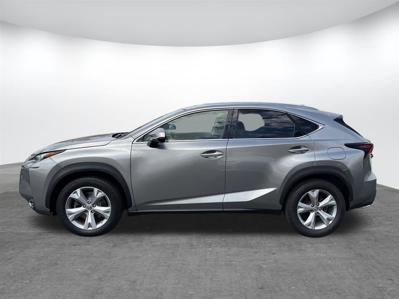 Lexus NX  2017