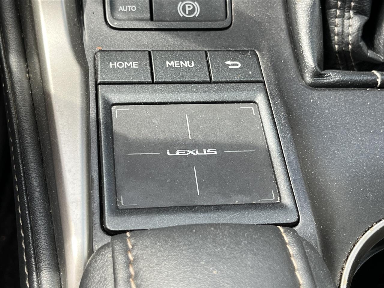 Lexus NX  2017