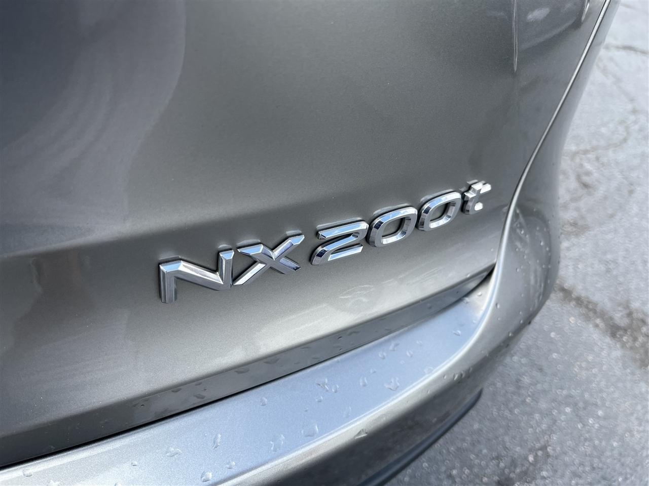 Lexus NX  2017