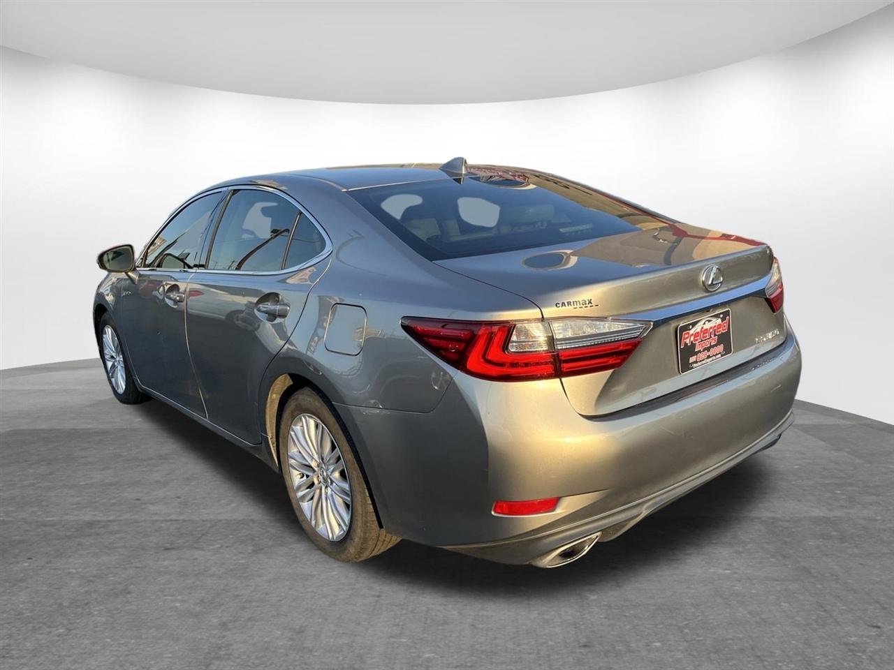 Lexus ES 350  2016