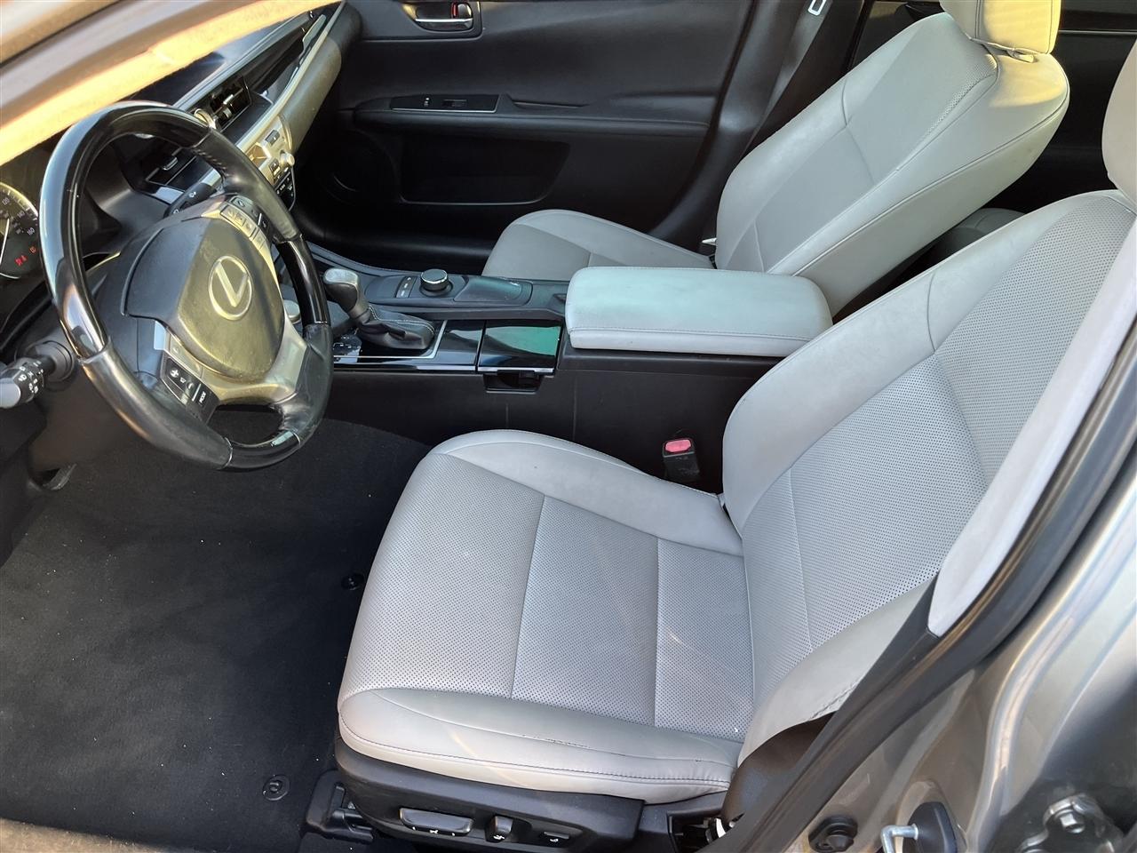 Lexus ES 350  2016