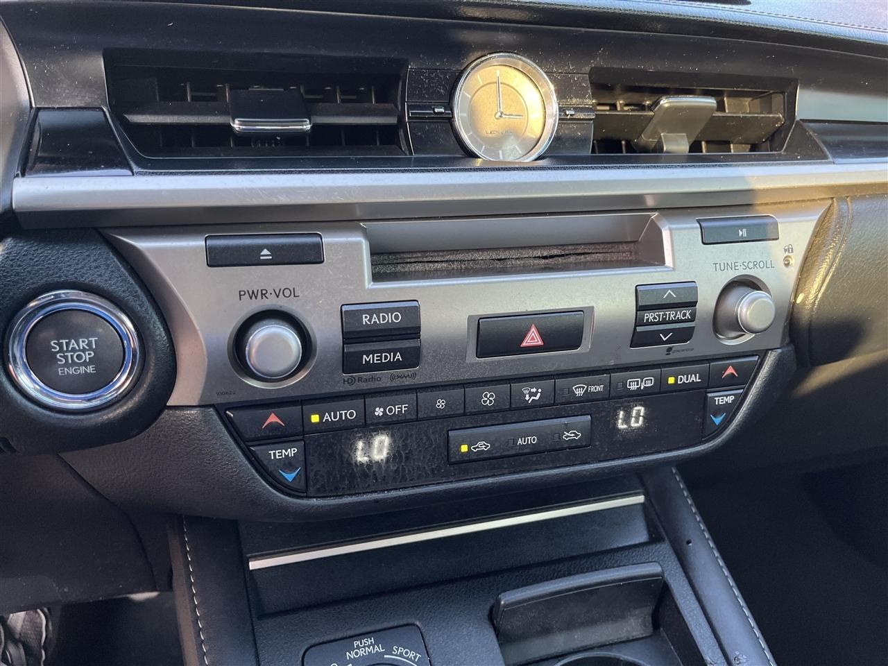 Lexus ES 350  2016