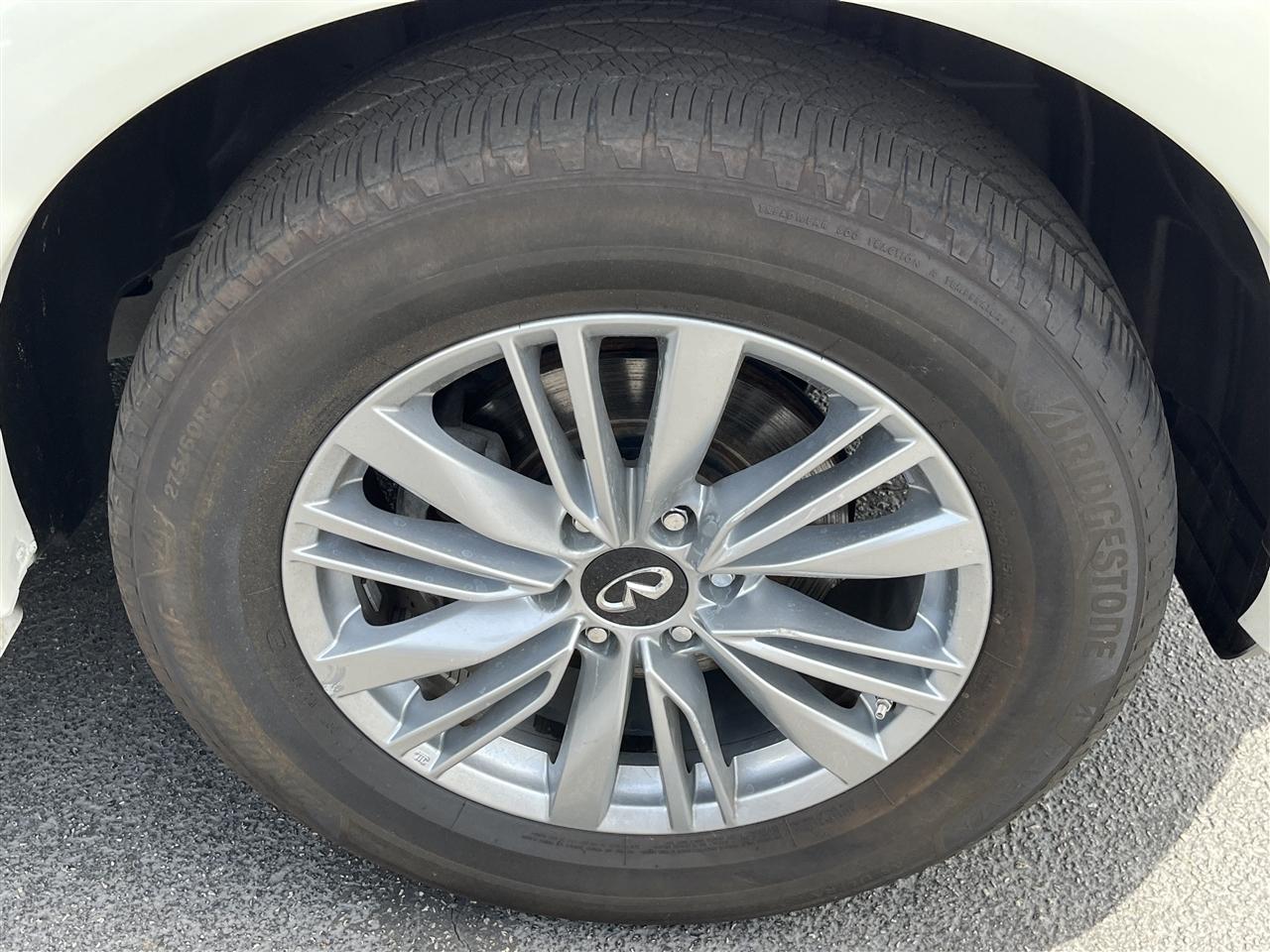 Infiniti QX80  2020