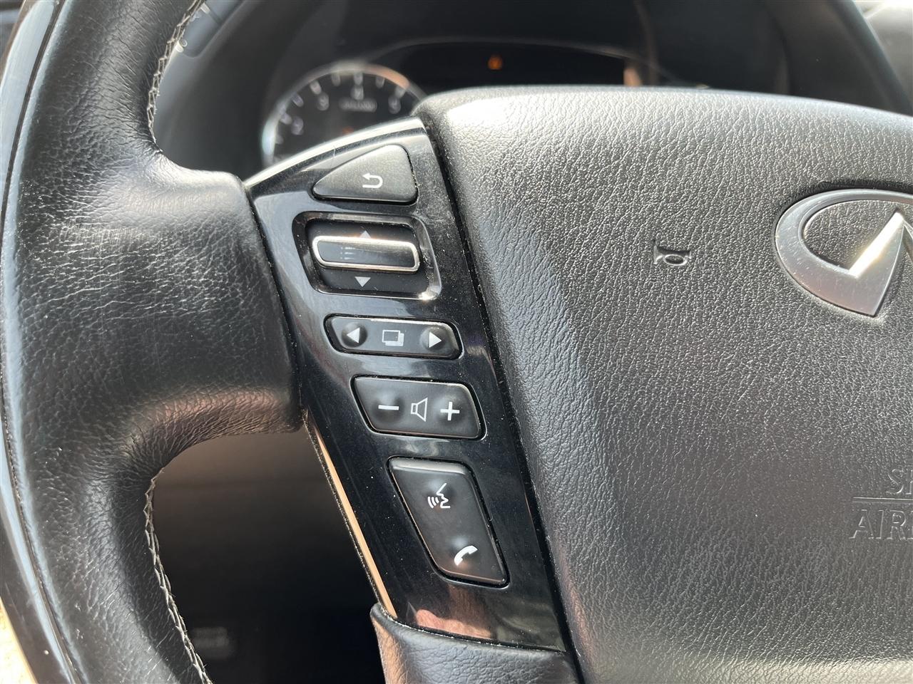 Infiniti QX80  2020