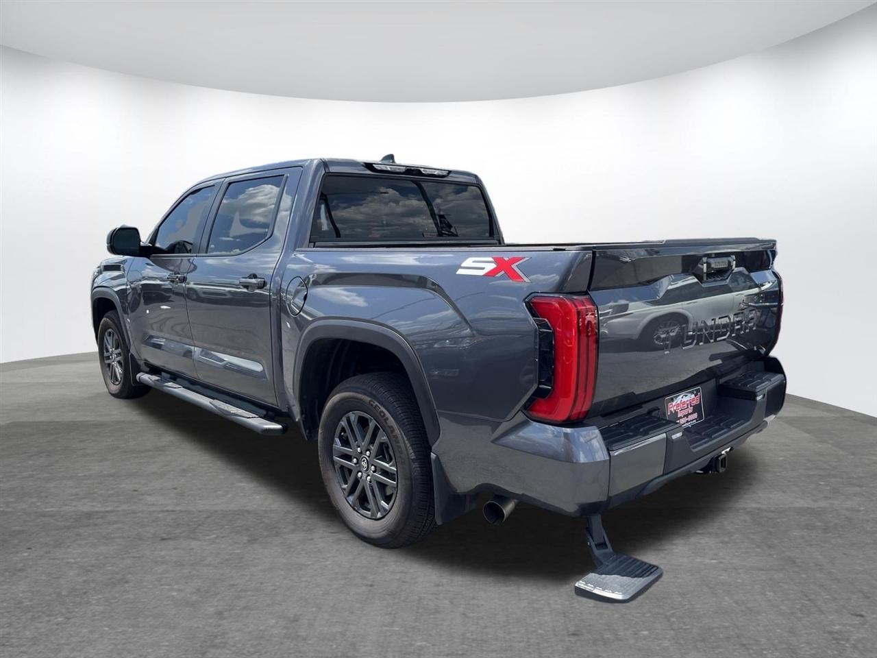 Toyota Tundra 2WD  2025