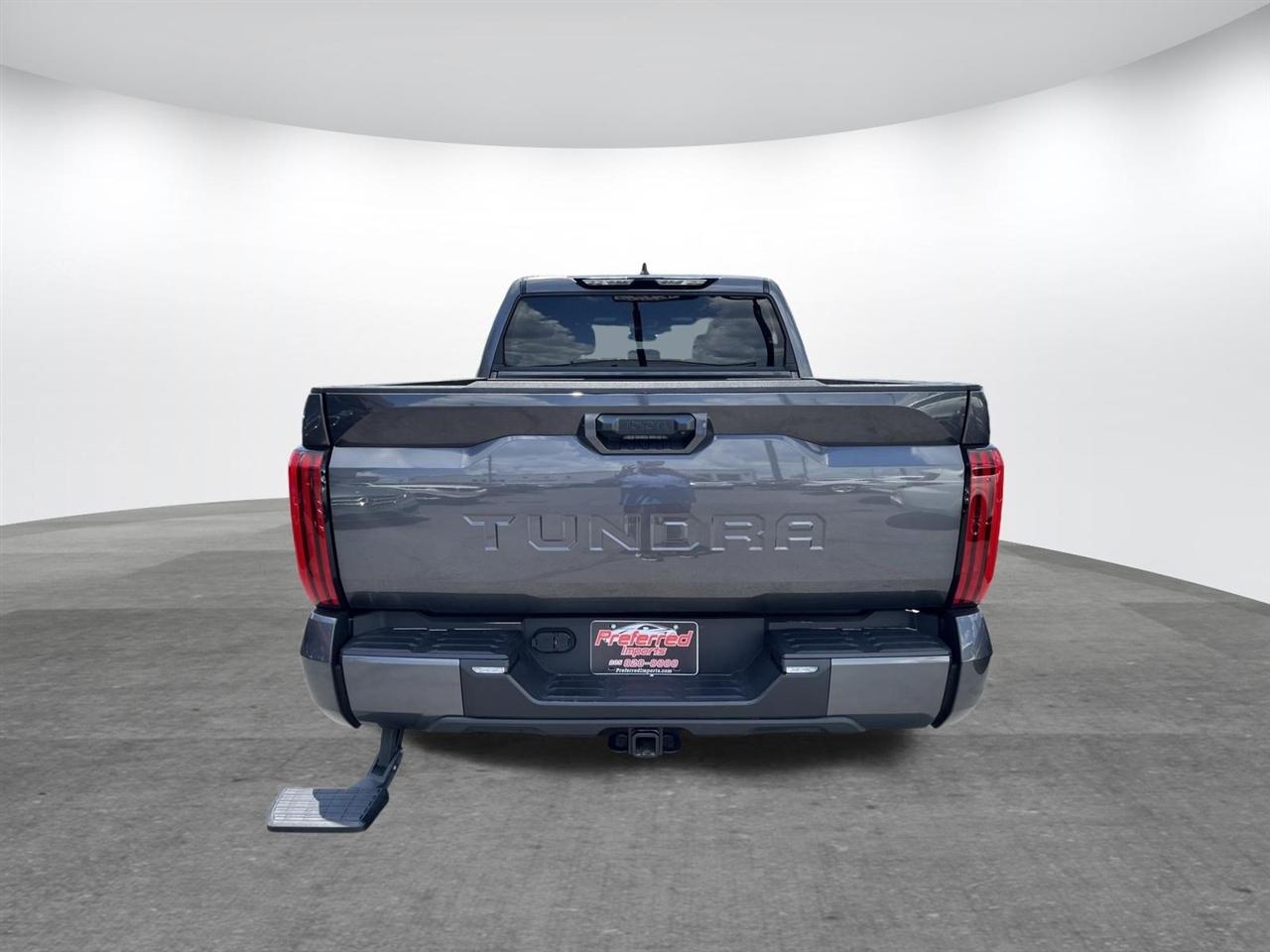 Toyota Tundra 2WD  2025