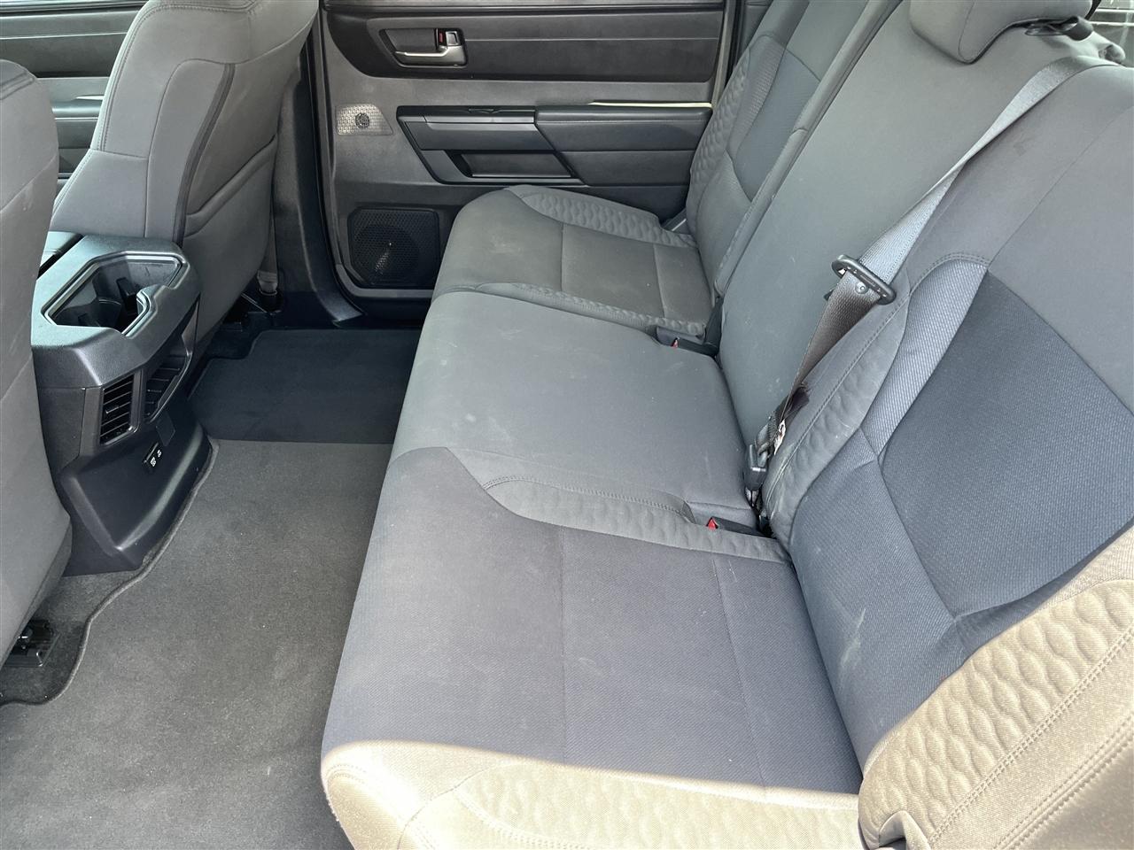 Toyota Tundra 2WD  2025