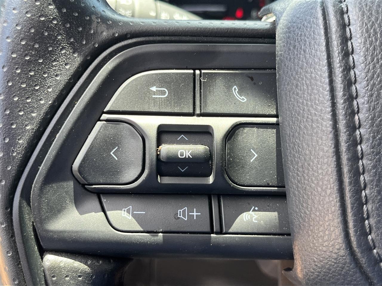 Toyota Tundra 2WD  2025