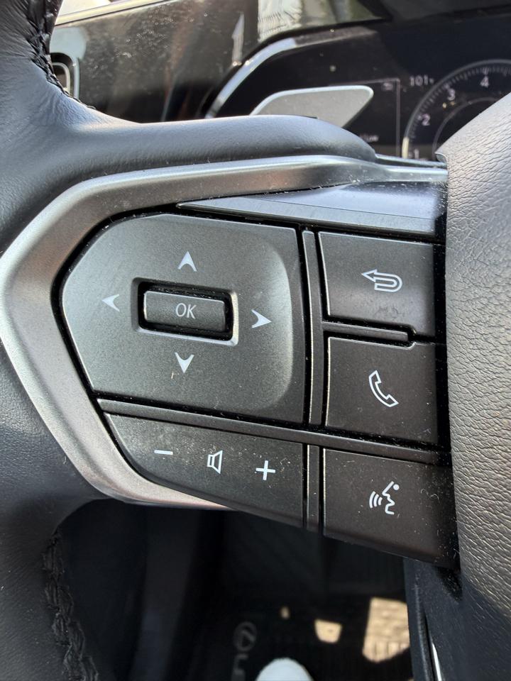 Lexus NX  2024