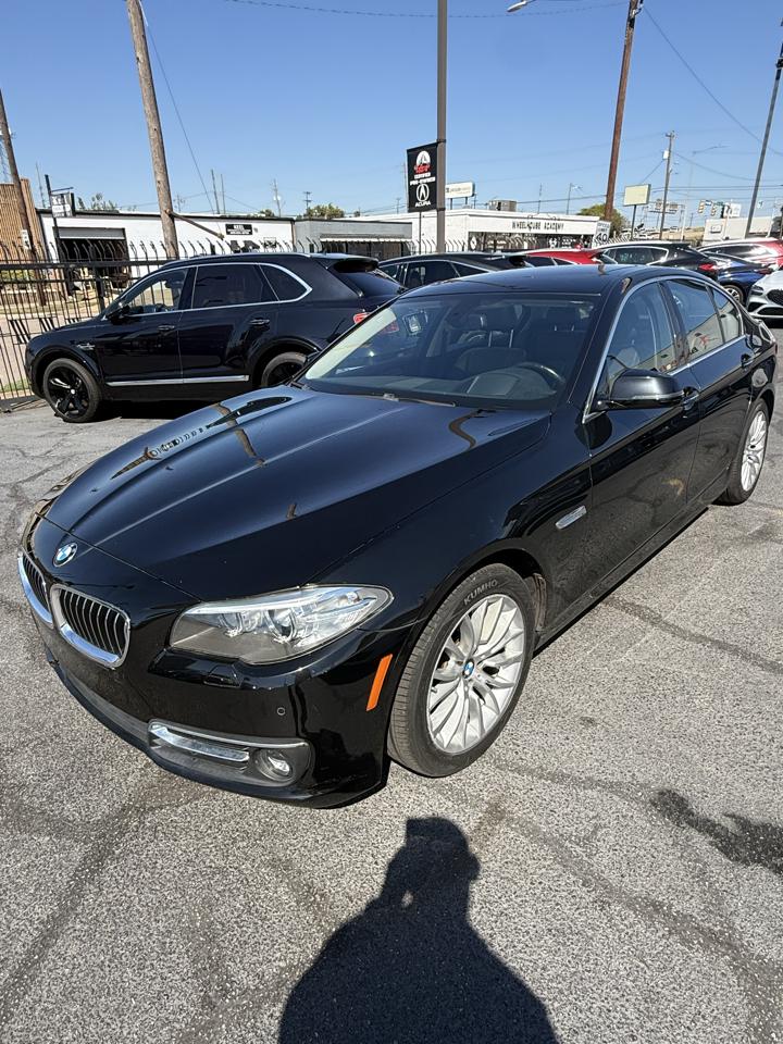 BMW 5 Series 528i 2015