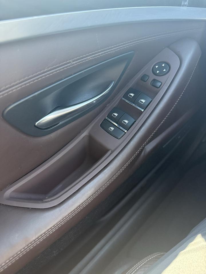 BMW 5 Series 528i 2015