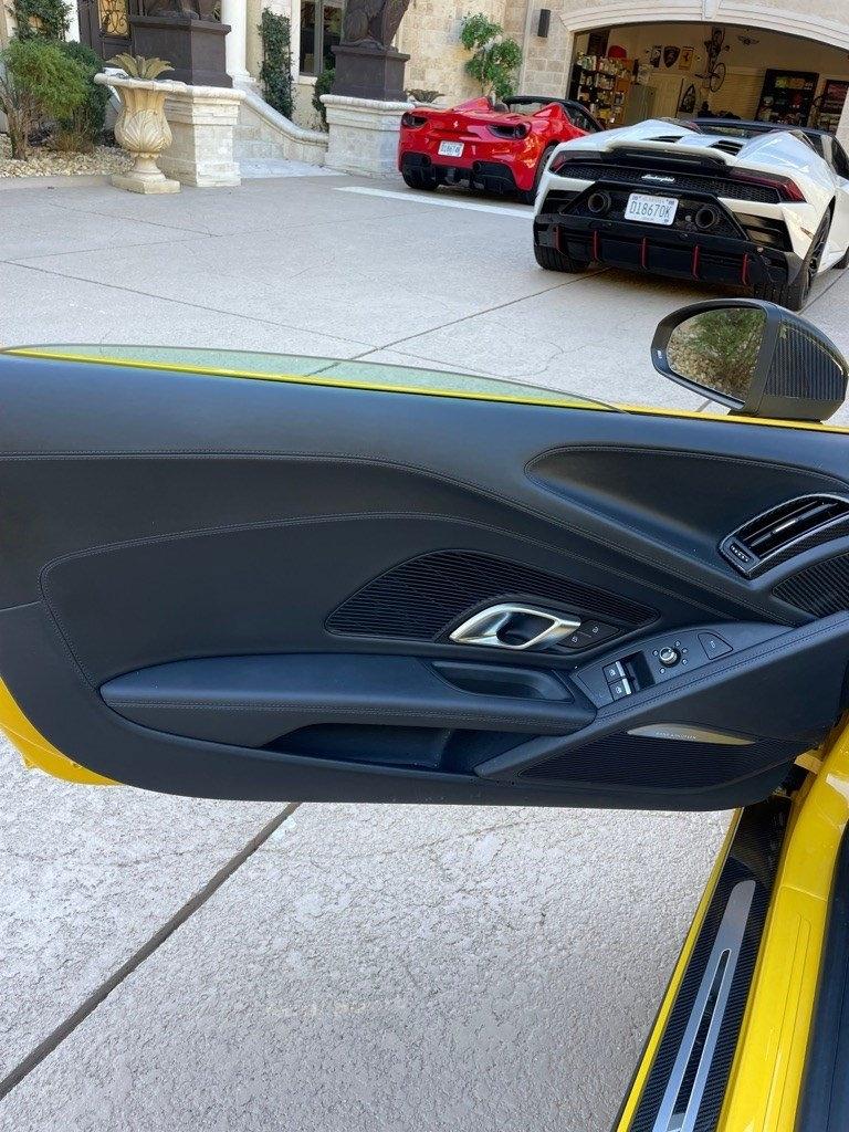 Audi R8 Spyder  2023