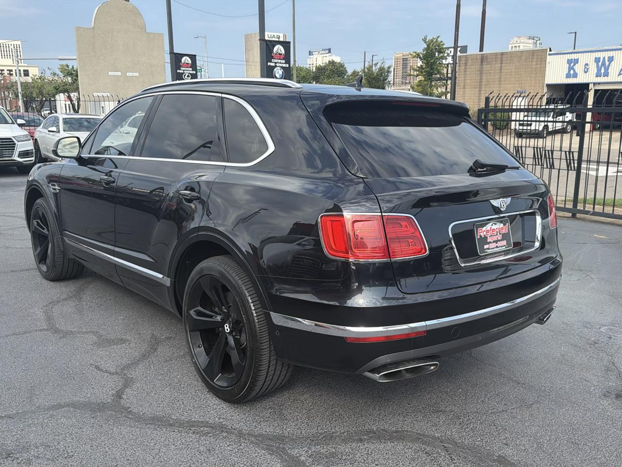 Bentley Bentayga  2017