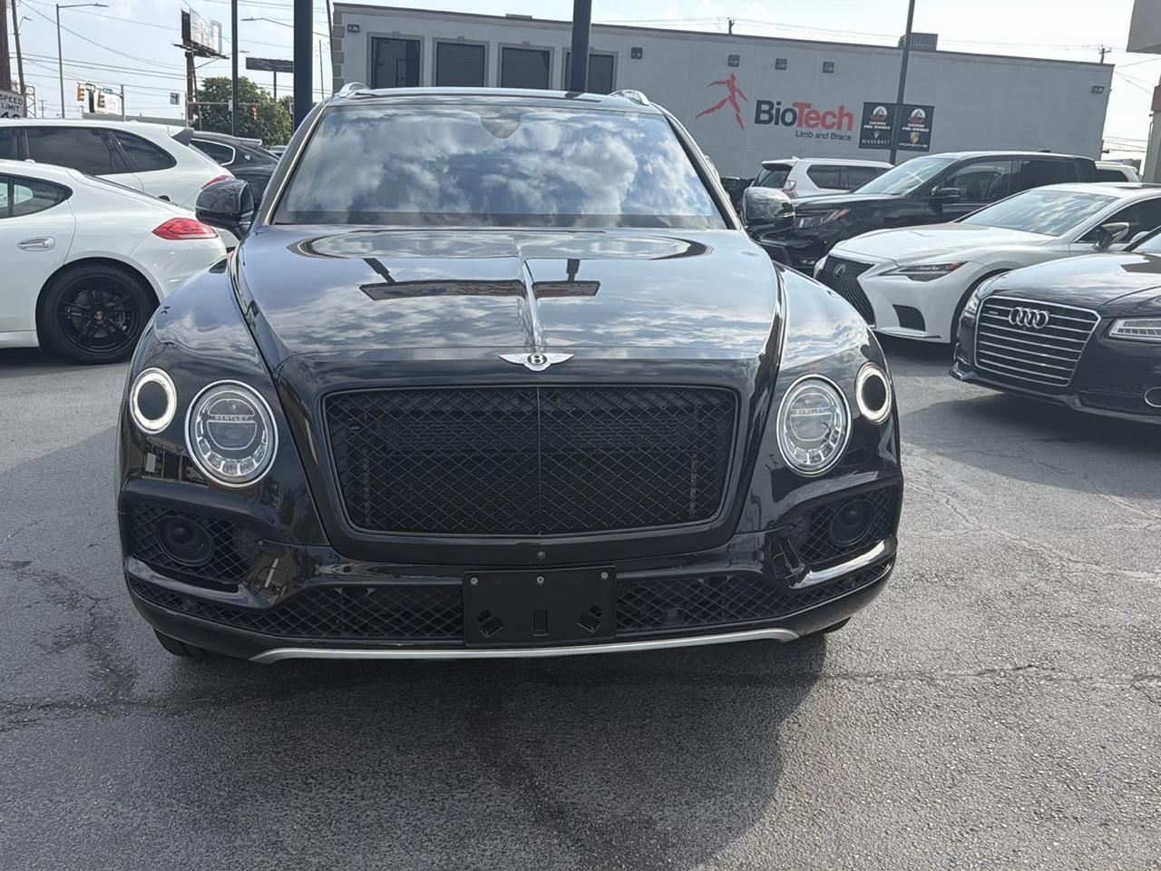 Bentley Bentayga  2017