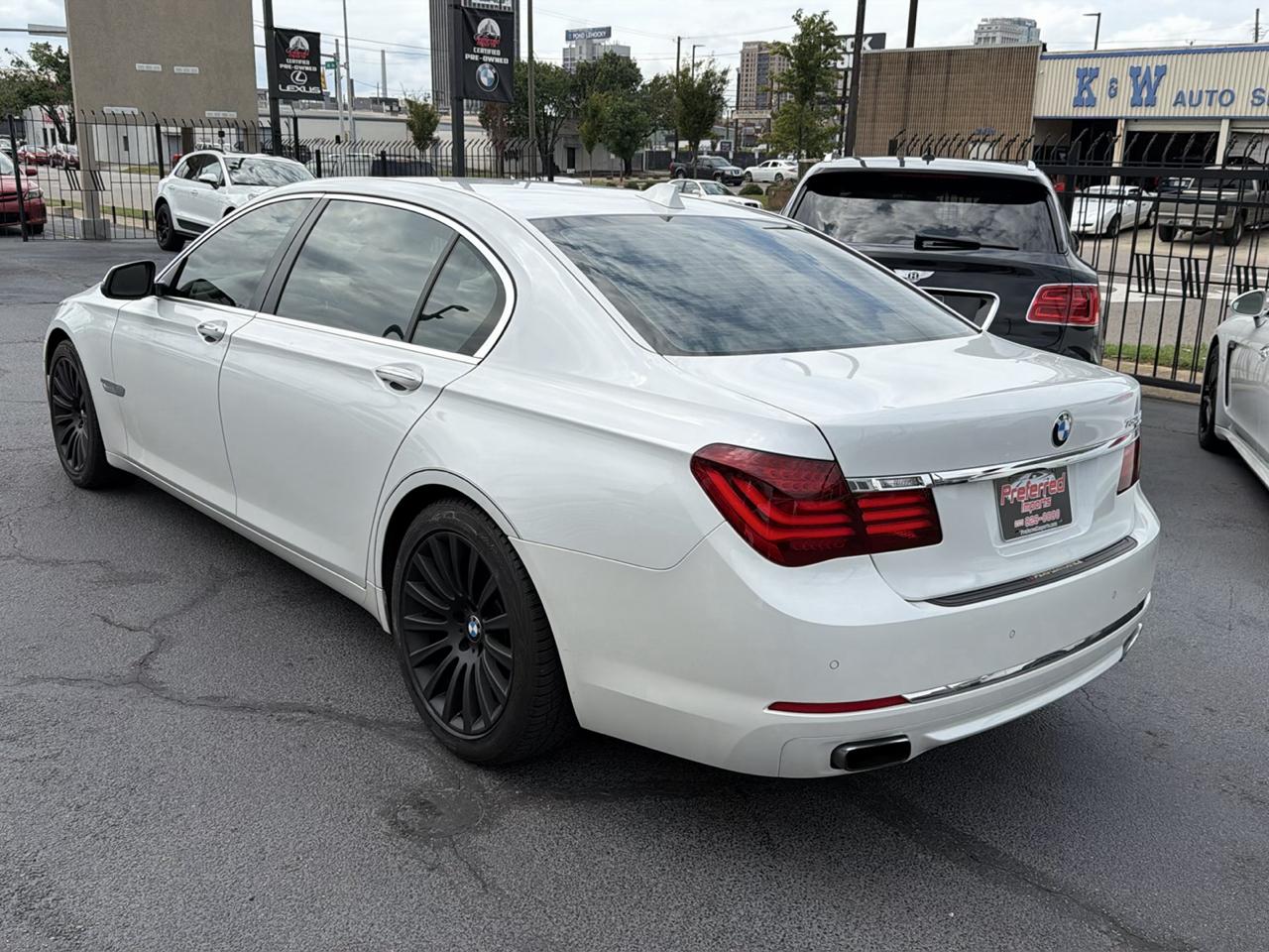 BMW 7 Series  2013