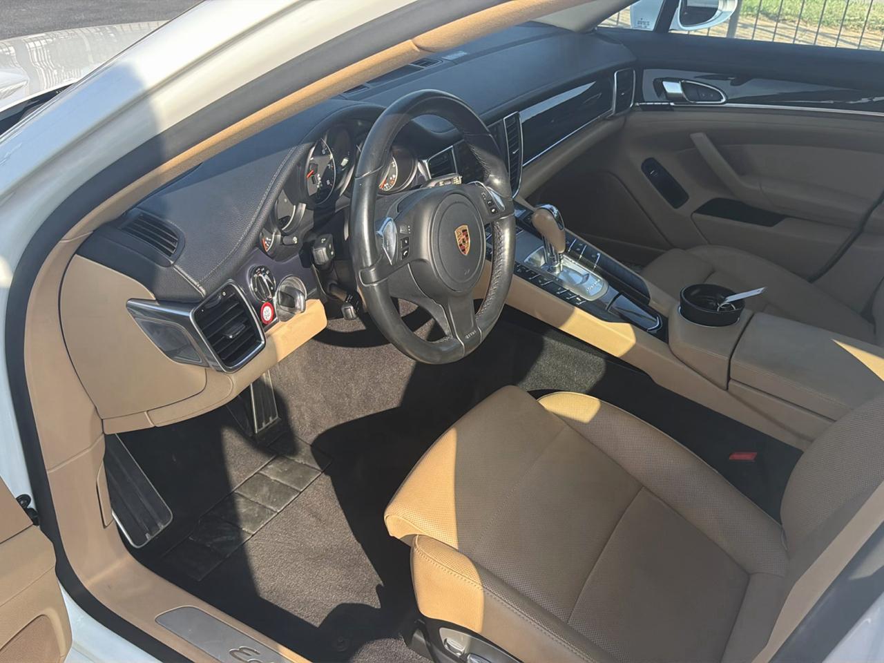Porsche Panamera Base 2016