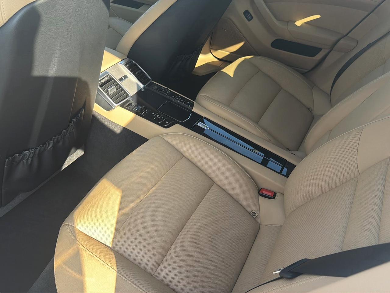 Porsche Panamera Base 2016